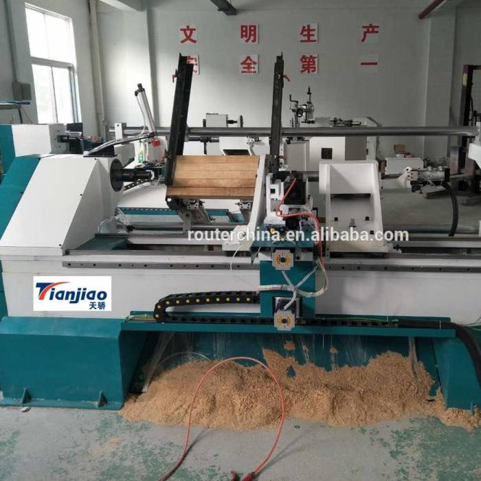 4 Axis Auto-feeding CNC wood lathe TJ1530 One Spindle and Two Blades Automatic Wood Lathe  Making Baseball Bat